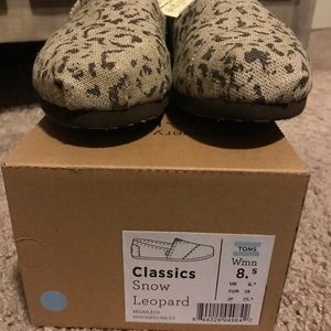 Classic Snow Leopard Toms